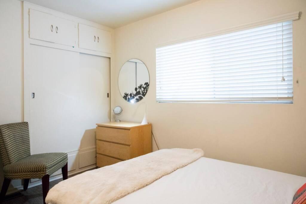Oceanfront Oasis Apartment Long Beach Exterior photo