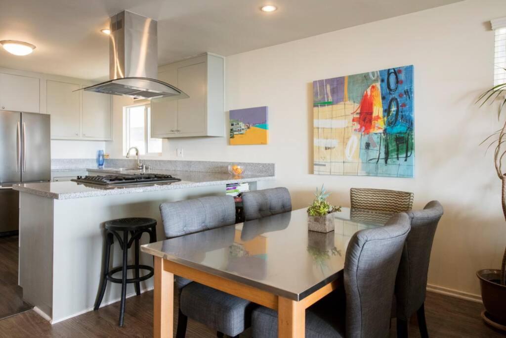 Oceanfront Oasis Apartment Long Beach Exterior photo