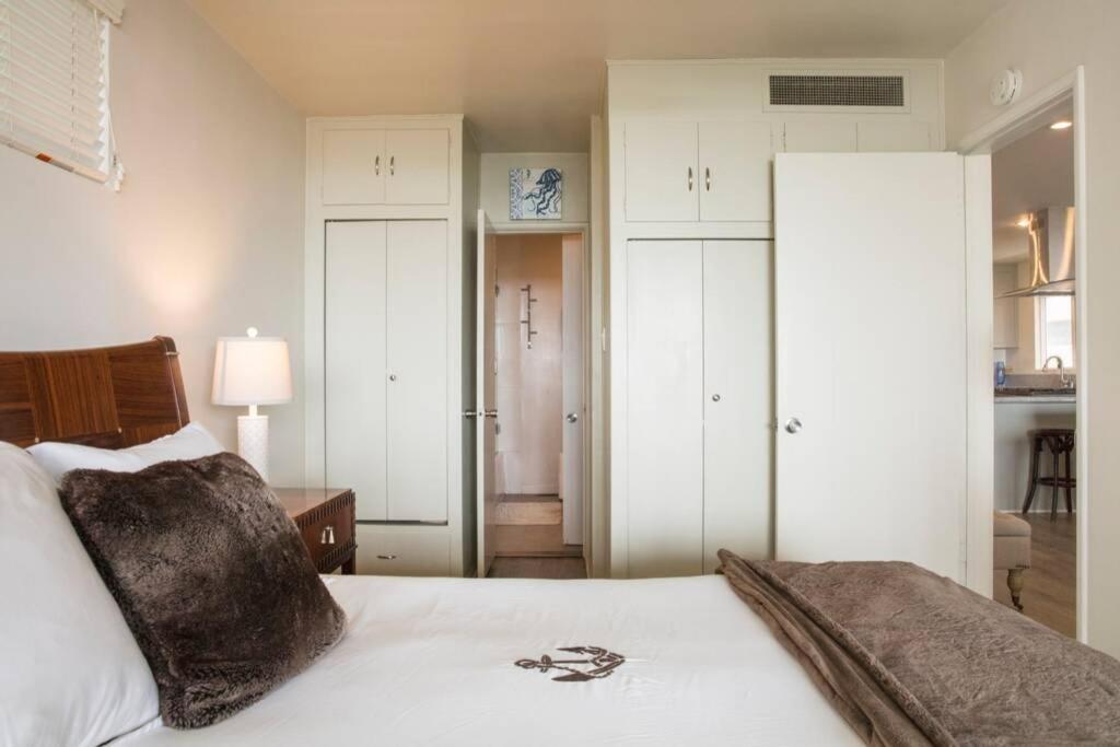 Oceanfront Oasis Apartment Long Beach Exterior photo