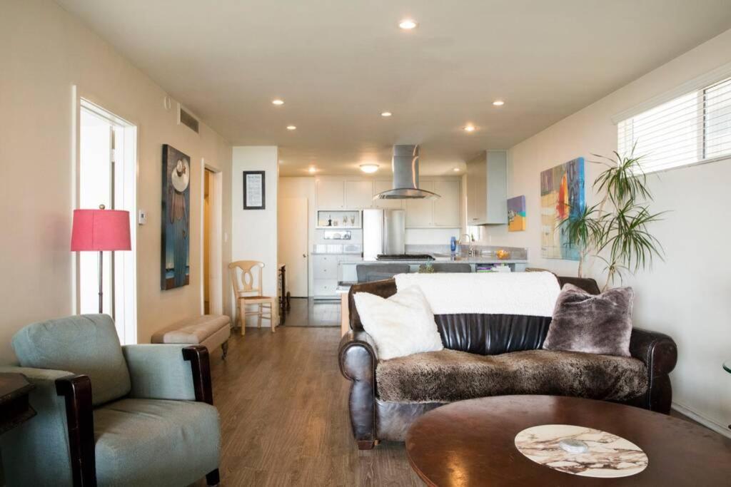 Oceanfront Oasis Apartment Long Beach Exterior photo