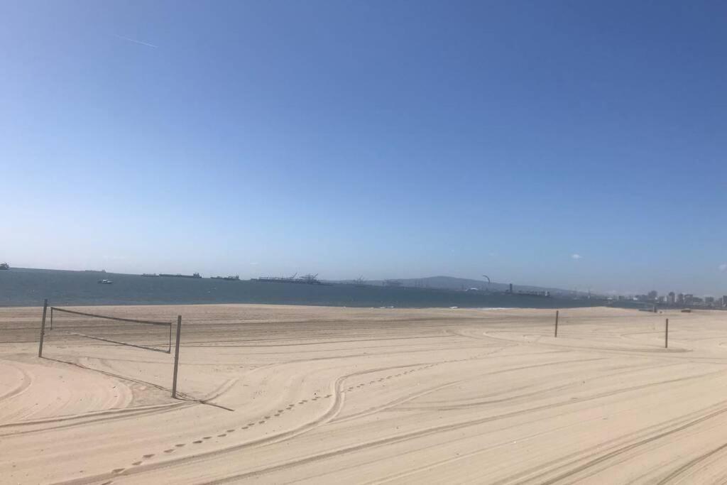 Oceanfront Oasis Apartment Long Beach Exterior photo