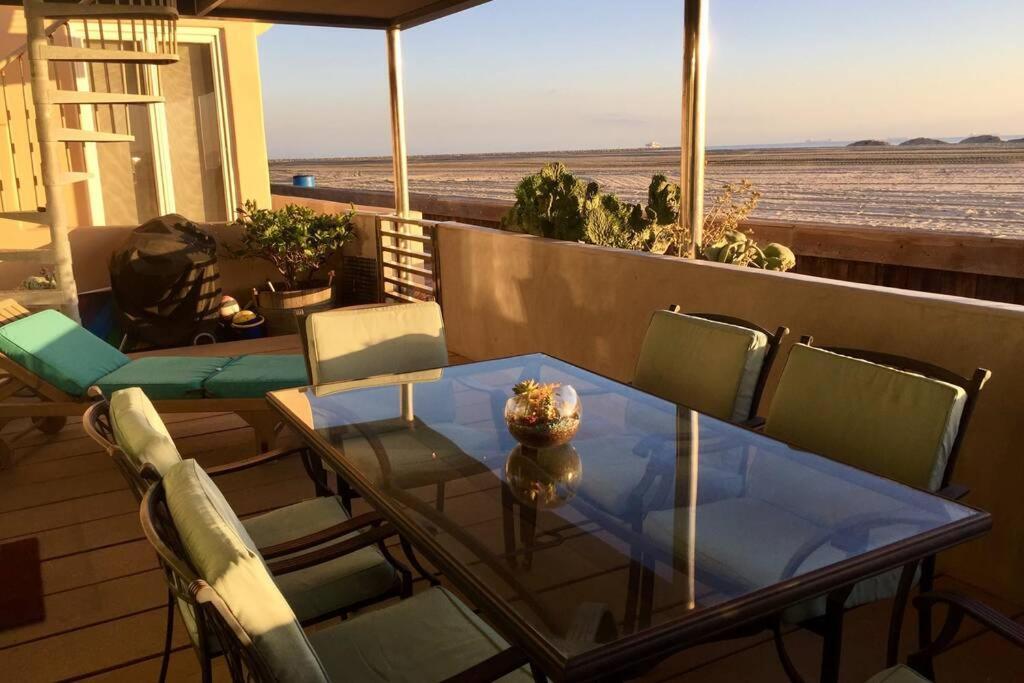 Oceanfront Oasis Apartment Long Beach Exterior photo